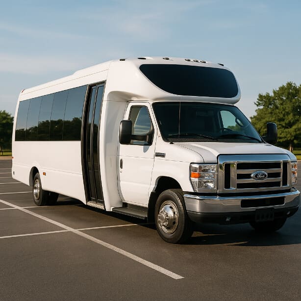 Milwaukee Coach Bus Service 20 Passenger Minibus